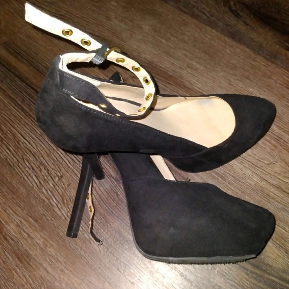 JUSTFAB 6" HEELS